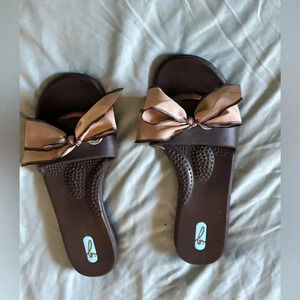 OKA size ML brown sandal with bow